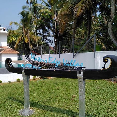 Water'S Edge Villas Alappuzha Esterno foto