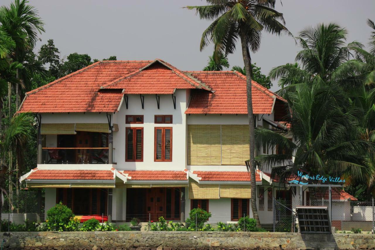 Water'S Edge Villas Alappuzha Esterno foto