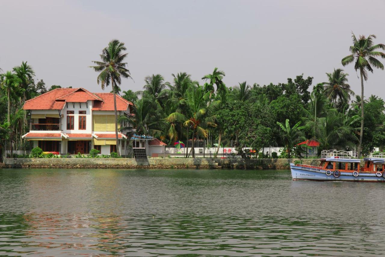 Water'S Edge Villas Alappuzha Esterno foto