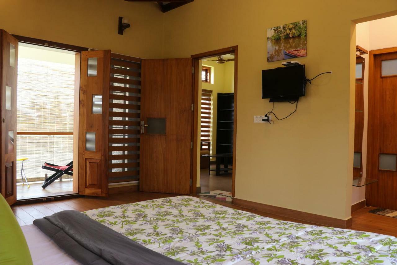 Water'S Edge Villas Alappuzha Esterno foto